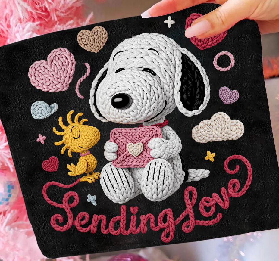 Snoopy Sending Love - Full Color Transfer DTF
